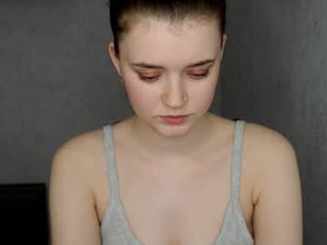 Miabrowwn April 17, 2025 Chaturbate stream image