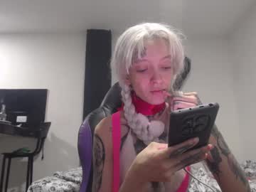 Luna_Rosita stream photo from April 18, 2025