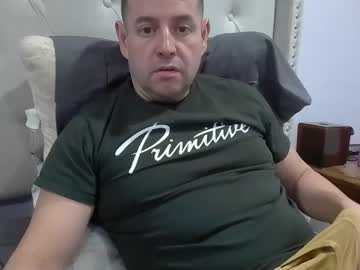 Mworlton9 April 18, 2025 Chaturbate stream image