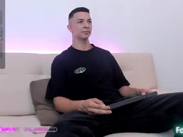 Samuel_Up April 18, 2025 Chaturbate stream image