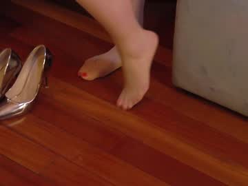 Aryaevee April 18, 2025 Chaturbate stream image