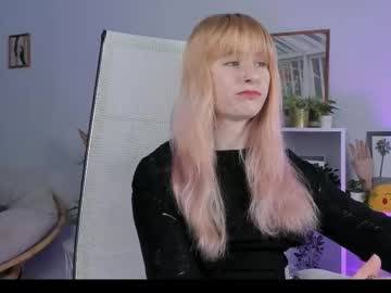 Lexiwenford April 18, 2025 Chaturbate stream image