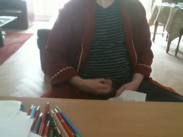 Kisslog1 April 18, 2025 Chaturbate stream image