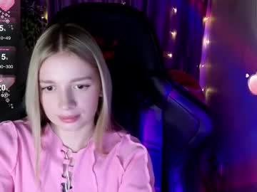 Cherry_Yam April 18, 2025 Chaturbate stream image