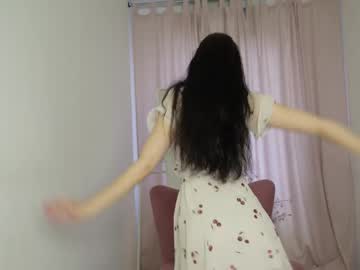Kelly_Ember April 18, 2025 Chaturbate stream image