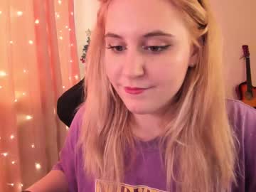 Diana_Floweri April 18, 2025 Chaturbate stream image
