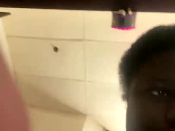 Brie896365 April 18, 2025 Chaturbate stream image