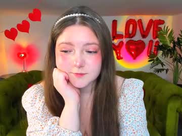 Tinkerbeeelle April 18, 2025 Chaturbate stream image