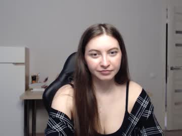 Alice_________________________ April 18, 2025 Chaturbate stream image