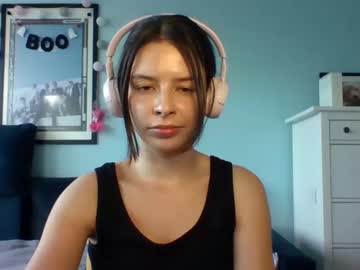 Laricenature April 18, 2025 Chaturbate stream image