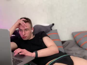 Darkscrubs April 18, 2025 Chaturbate stream image