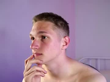 Dustyn_Fox April 18, 2025 Chaturbate stream image