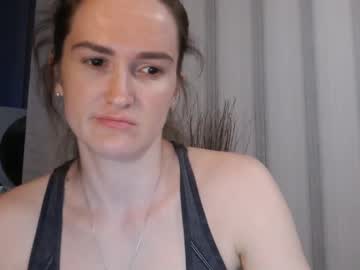 Pineapple__Mood April 18, 2025 Chaturbate stream image