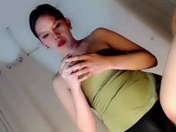 Sweet_Apple18 April 18, 2025 Chaturbate stream image