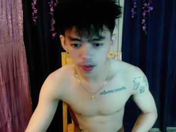 Urhunky_Boy April 18, 2025 Chaturbate stream image