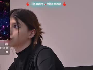 Sierra_Halle April 18, 2025 Chaturbate stream image