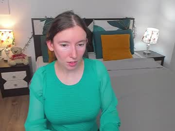 Catherinewalls April 19, 2025 Chaturbate stream image