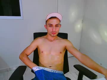 Dann_Ser April 19, 2025 Chaturbate stream image