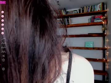 Dark_Ester April 20, 2025 Chaturbate stream image
