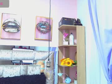 Violett_Froz April 20, 2025 Chaturbate stream image