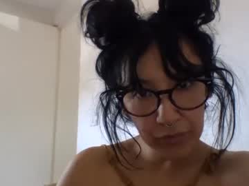 _Tutti_Frutti_ April 20, 2025 Chaturbate stream image