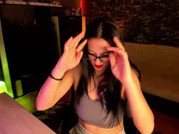 Xlaracroftx April 20, 2025 Chaturbate stream image