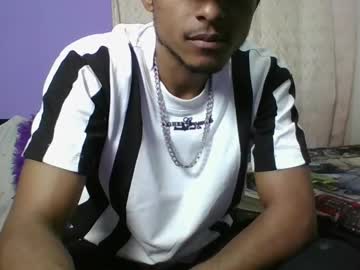 Sexyleon69 April 20, 2025 Chaturbate stream image