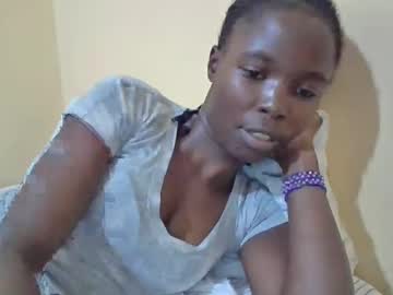 Pretty_Petite_Ebony April 21, 2025 Chaturbate stream image