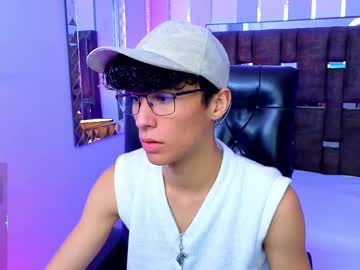 Fem_Loui April 21, 2025 Chaturbate stream image
