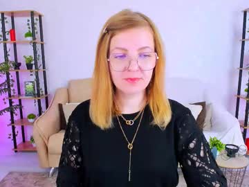 Youruniversee April 21, 2025 Chaturbate stream image