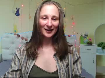 Michellee11 April 21, 2025 Chaturbate stream image