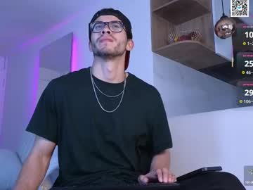 Phantom_Bigger1 April 21, 2025 Chaturbate stream image
