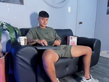 Cristopher_Strong April 21, 2025 Chaturbate stream image