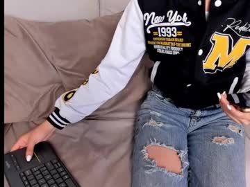 Amy_Hon April 21, 2025 Chaturbate stream image