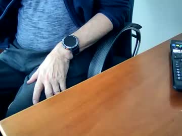 Hpeter111 April 21, 2025 Chaturbate stream image