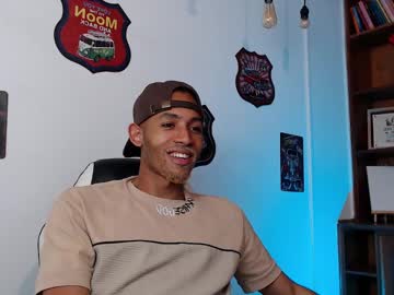 Bentowilliams April 21, 2025 Chaturbate stream image