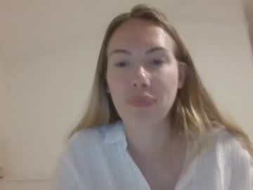 Ivyyy1995 April 21, 2025 Chaturbate stream image