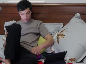 Karlos_Rodrogos April 21, 2025 Chaturbate stream image
