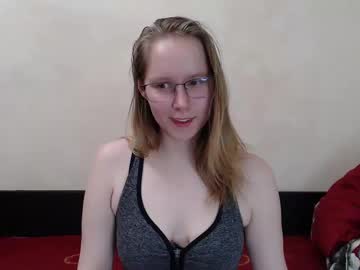 Villena_ April 21, 2025 Chaturbate stream image
