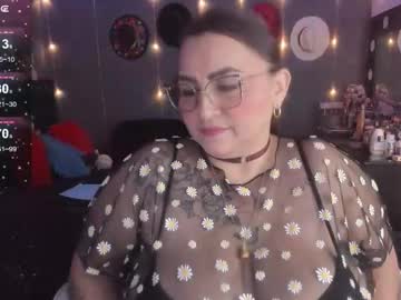 Ivonnee__ April 22, 2025 Chaturbate stream image