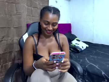Myle_Browm April 22, 2025 Chaturbate stream image