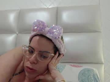 Ashlymoon April 22, 2025 Chaturbate stream image