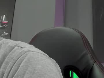 David_Jons7 April 22, 2025 Chaturbate stream image