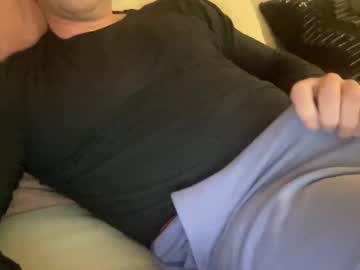 Rungriff2323 April 22, 2025 Chaturbate stream image