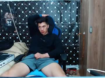 Griego01 April 22, 2025 Chaturbate stream image