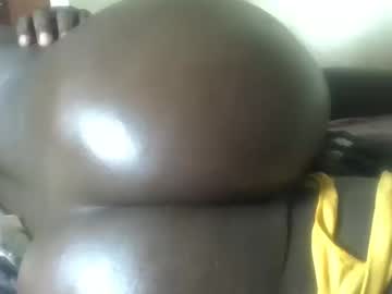 Bitch_Topia April 22, 2025 Chaturbate stream image