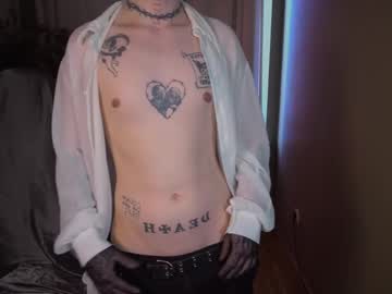 Pantivik April 22, 2025 Chaturbate stream image