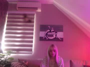 Dreamcatcherfantasy April 22, 2025 Chaturbate stream image