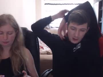 Jenisandpeter April 22, 2025 Chaturbate stream image