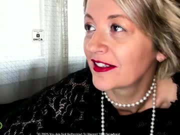 Karinabrando April 22, 2025 Chaturbate stream image